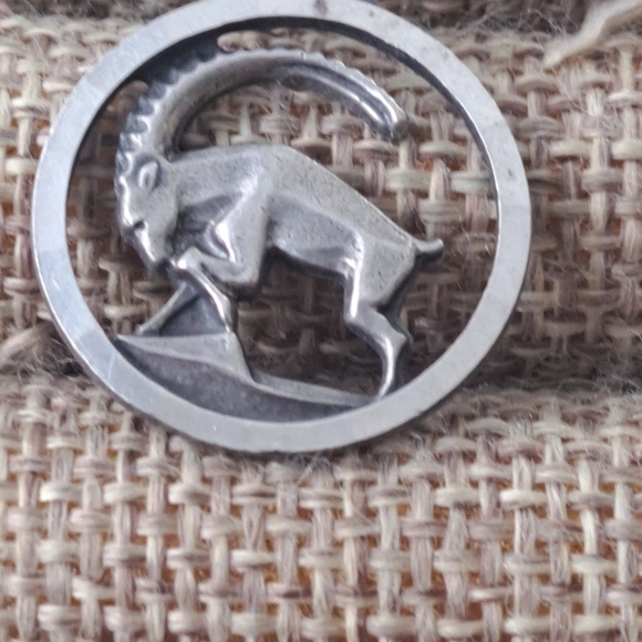 Anson 925 sterling silver Aries zodiac  pendant - Picture 3 of 7